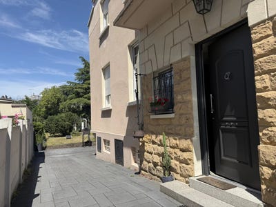/international/fr/thionville-ile-de-france-310101471965/