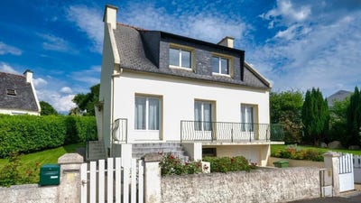 /international/fr/saint-urbain-pays-de-la-loire-310106548898/