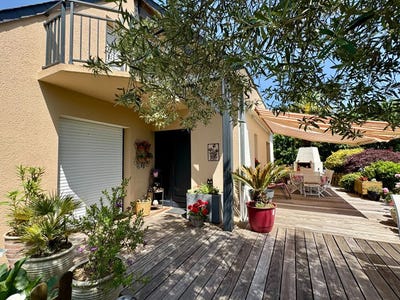 /international/fr/vitre-brittany-310108376130/