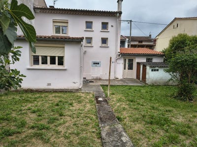 /international/fr/quillan-languedoc-roussillon-310108675922/