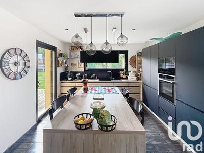 /international/fr/harcourt-upper-normandy-310108480992/