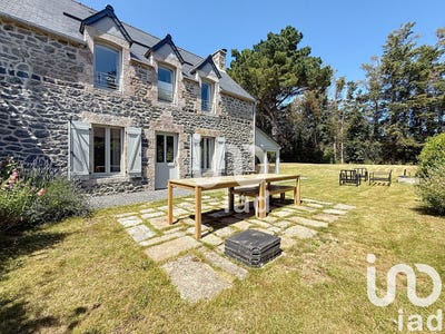 /international/fr/plurien-brittany-310100295594/