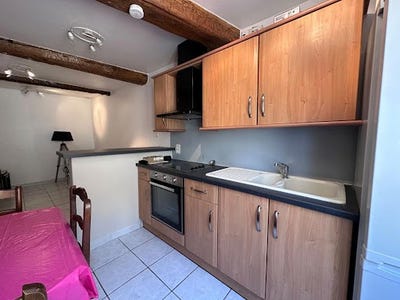 /international/fr/montagnac-auvergne-310100956050/