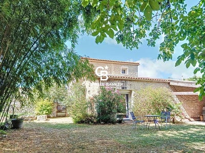 /international/fr/saint-romain-de-benet-charente-310101514807/?lang=de
