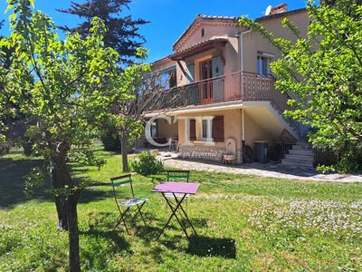 /international/fr/vaison-la-romaine-provence-alpes-cote-d-azur-310107648217/