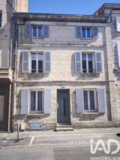 /international/fr/niort-charente-310108561515/