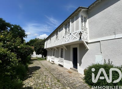 /international/fr/rambouillet-ile-de-france-310108285702/