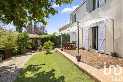 /international/fr/aix-en-provence-provence-alpes-cote-d-azur-310100540059/