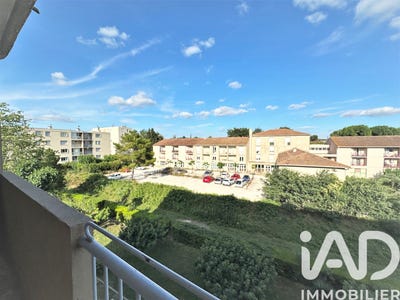 /international/fr/uzes-aquitaine-310108053186/