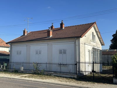 /international/fr/fontaine-les-gres-ardennes-310110415882/