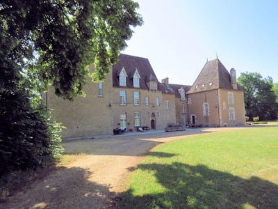 /international/fr/corbigny-burgundy-120085422891/?lang=zh-cn