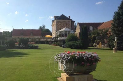 /international/fr/compiegne-picardie-310100610958/