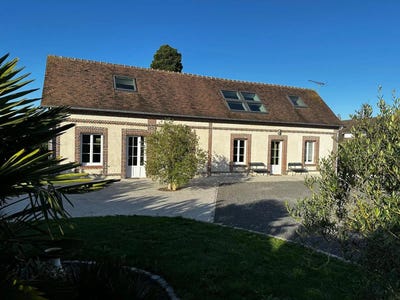 /international/fr/l-aigle-la-basse-normandie-310100647427/