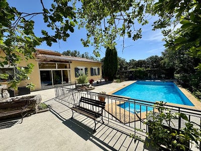 /international/fr/montsegur-sur-lauzon-rhone-310108514999/
