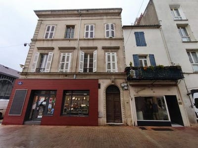 /international/fr/villeneuve-sur-lot-aquitaine-310107067210/