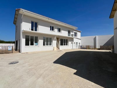/international/fr/la-tranche-sur-mer-pays-de-la-loire-310105419920/