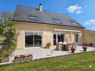 /international/fr/sille-le-guillaume-pays-de-la-loire-310105232831/