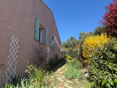 /international/fr/ginasservis-provence-alpes-cote-d-azur-310108212662/
