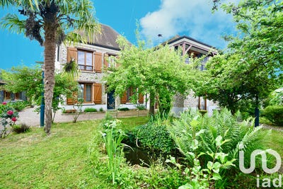 /international/fr/favieres-ile-de-france-310099941642/