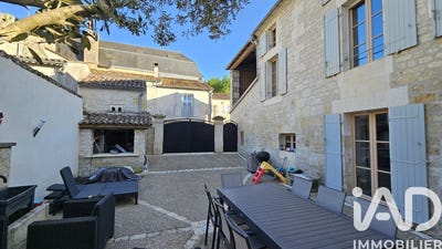 /international/fr/taillebourg-charente-310107578123/