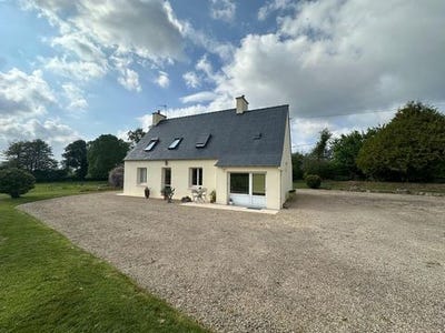 /international/fr/plourin-les-morlaix-brittany-310119449137/