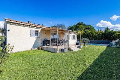 /international/fr/mazan-provence-alpes-cote-d-azur-310099609432/?lang=zh-cn