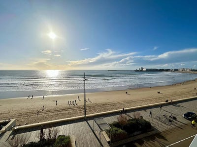 /international/fr/les-sables-d-olonne-pays-de-la-loire-120089298195/