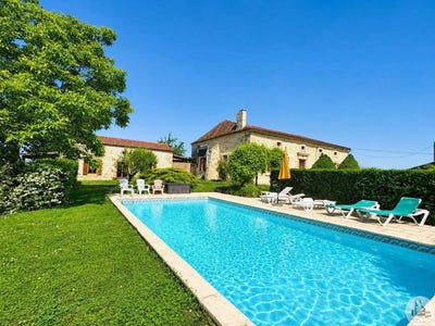 /international/fr/lauzun-aquitaine-310108316816/
