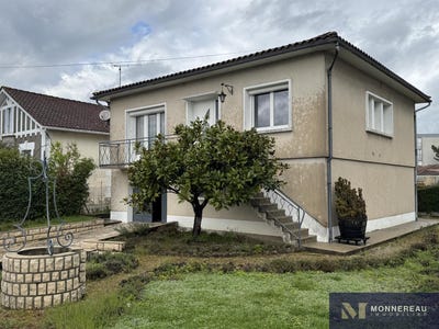 /international/fr/barbezieux-saint-hilaire-charente-310100559553/?lang=en