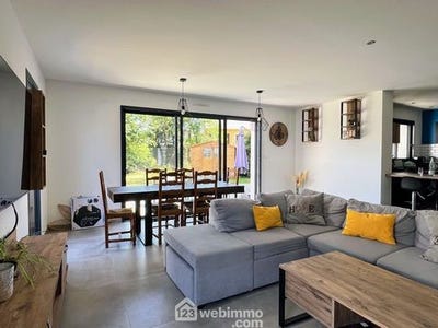 /international/fr/montreuil-juigne-pays-de-la-loire-310100362266/