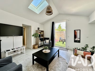 /international/fr/reze-pays-de-la-loire-310108698480/