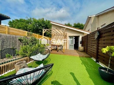 /international/fr/gujan-mestras-aquitaine-310100043294/