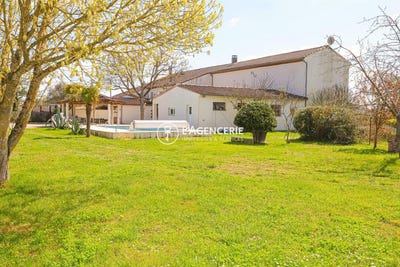 /international/fr/lescure-d-albigeois-midi-pyrenees-310099061490/?lang=it