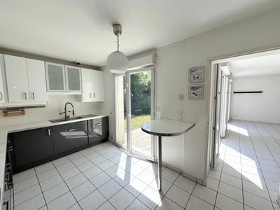 /international/fr/bruges-aquitaine-310107497668/