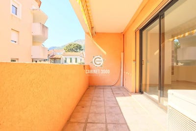 /international/fr/toulon-charente-310099618395/