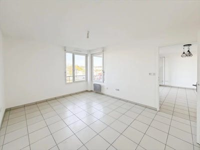 /international/fr/launaguet-midi-pyrenees-310107474429/