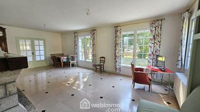 /international/fr/24-rue-levis-mirepoix-milly-la-foret-ile-de-france-310110287645/
