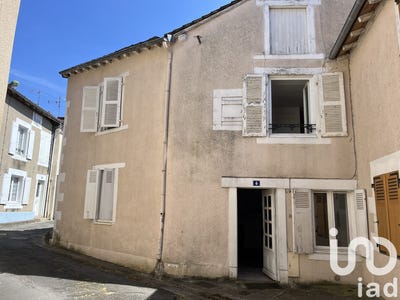 /international/fr/montmorillon-charente-310100485964/