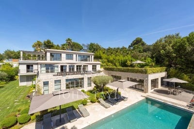 /international/fr/cannes-provence-alpes-cote-d-azur-310108671216/