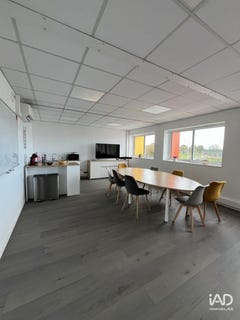 /international/fr/essarts-en-bocage-pays-de-la-loire-310106773797/