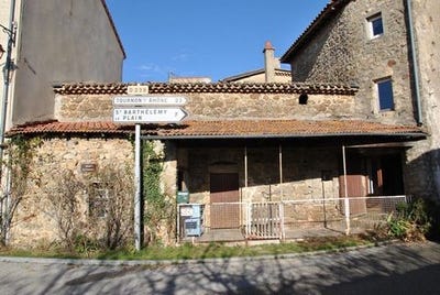 /international/fr/colombier-le-jeune-rhone-310105303754/
