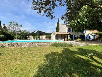 /international/fr/suze-la-rousse-rhone-310107774571/