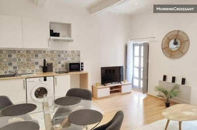 /international/fr/nimes-languedoc-roussillon-310109077554/