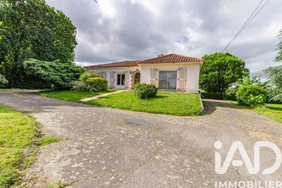 /international/fr/aizenay-pays-de-la-loire-310108100671/