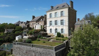 /international/fr/ernee-pays-de-la-loire-310105373359/