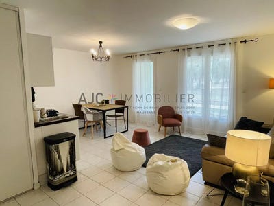 /international/fr/paradou-provence-alpes-cote-d-azur-310119420299/