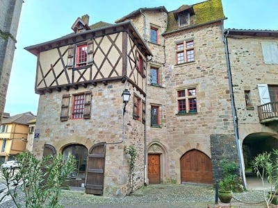 /international/fr/beaulieu-sur-dordogne-limousin-310108526100/