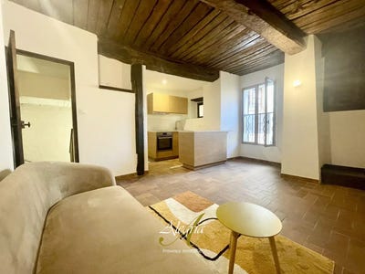 /international/fr/cotignac-provence-alpes-cote-d-azur-310106628805/