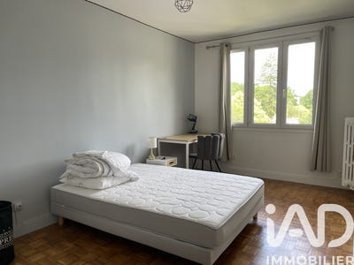 /international/fr/tours-centre-val-de-loire-310108555110/
