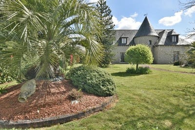 /international/fr/laval-pays-de-la-loire-310106797974/